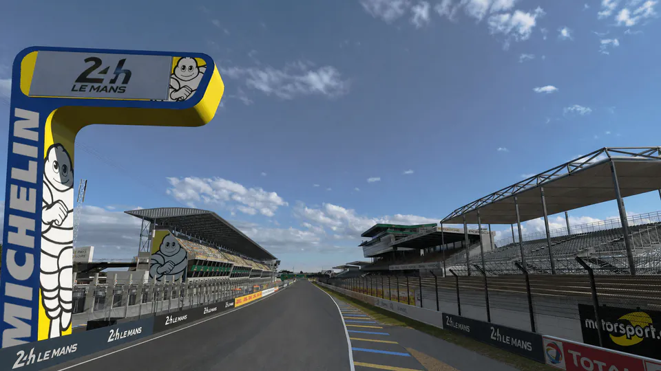 Track view of 24 Heures du Mans Racing Circuit