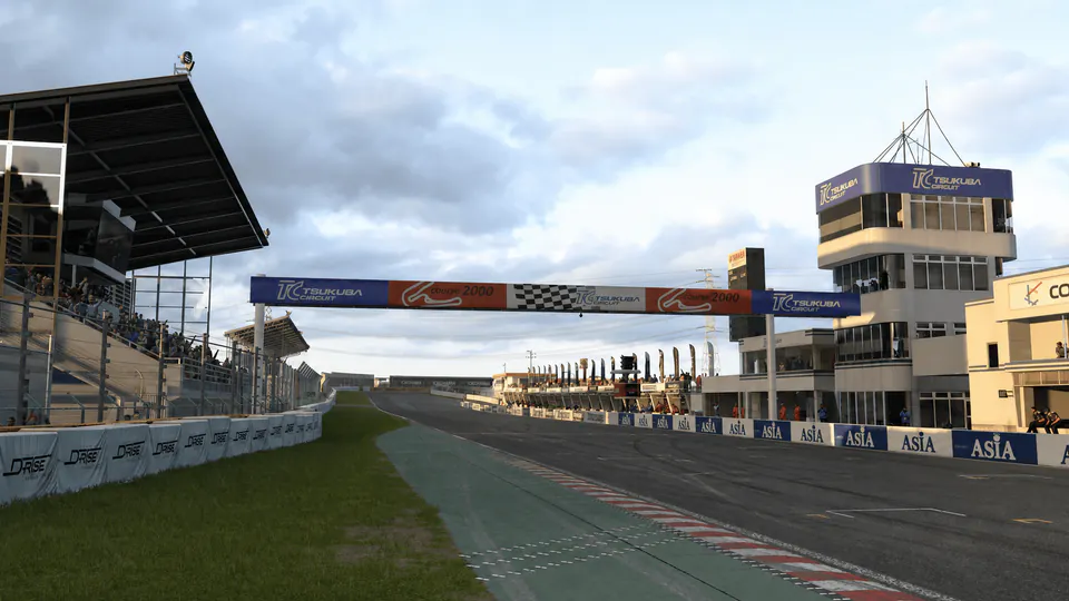 Track view of Tsukuba Circuit